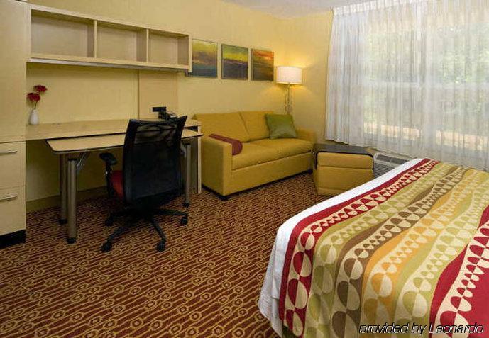 Towneplace Suites Колумбус Номер фото