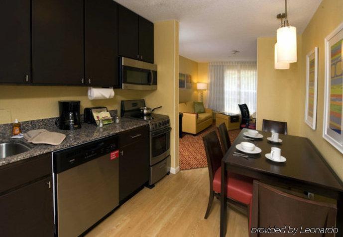 Towneplace Suites Колумбус Номер фото